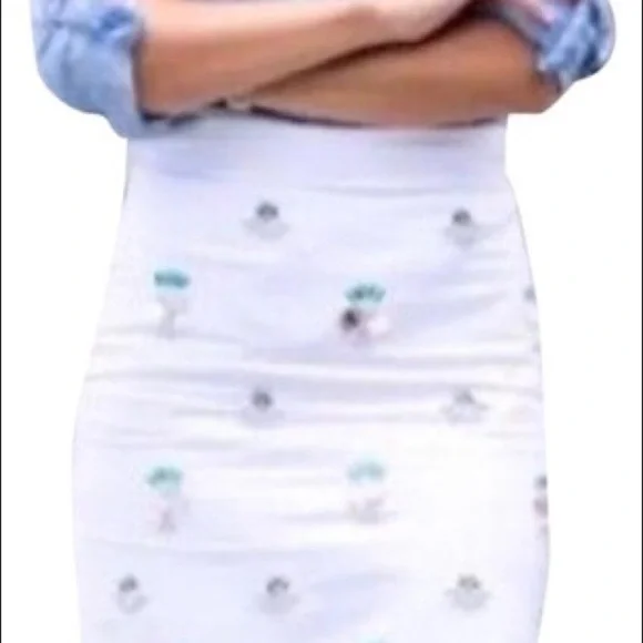 Banana Republic White Pineapple Embellished Skirt - Picture 10 of 10